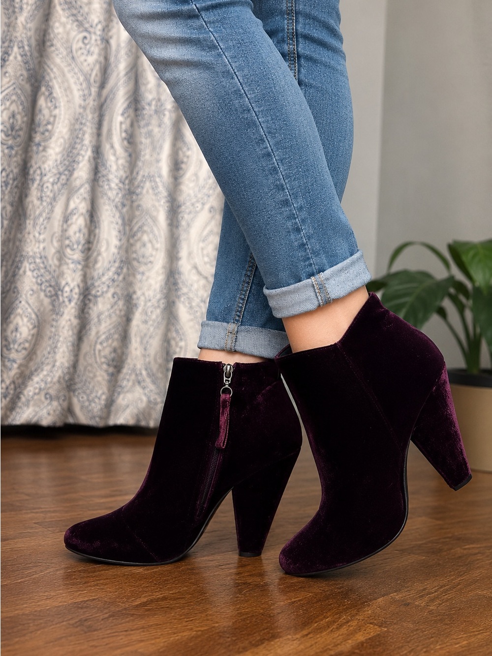 Topshop Burgundy Velvet Ankle Boots Women’s EU 40 US 9 High Heel Booties